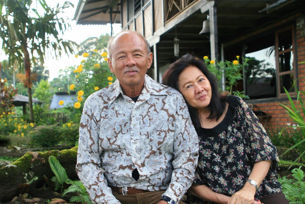 Dr. Hanny Batuna & his wife Ineke