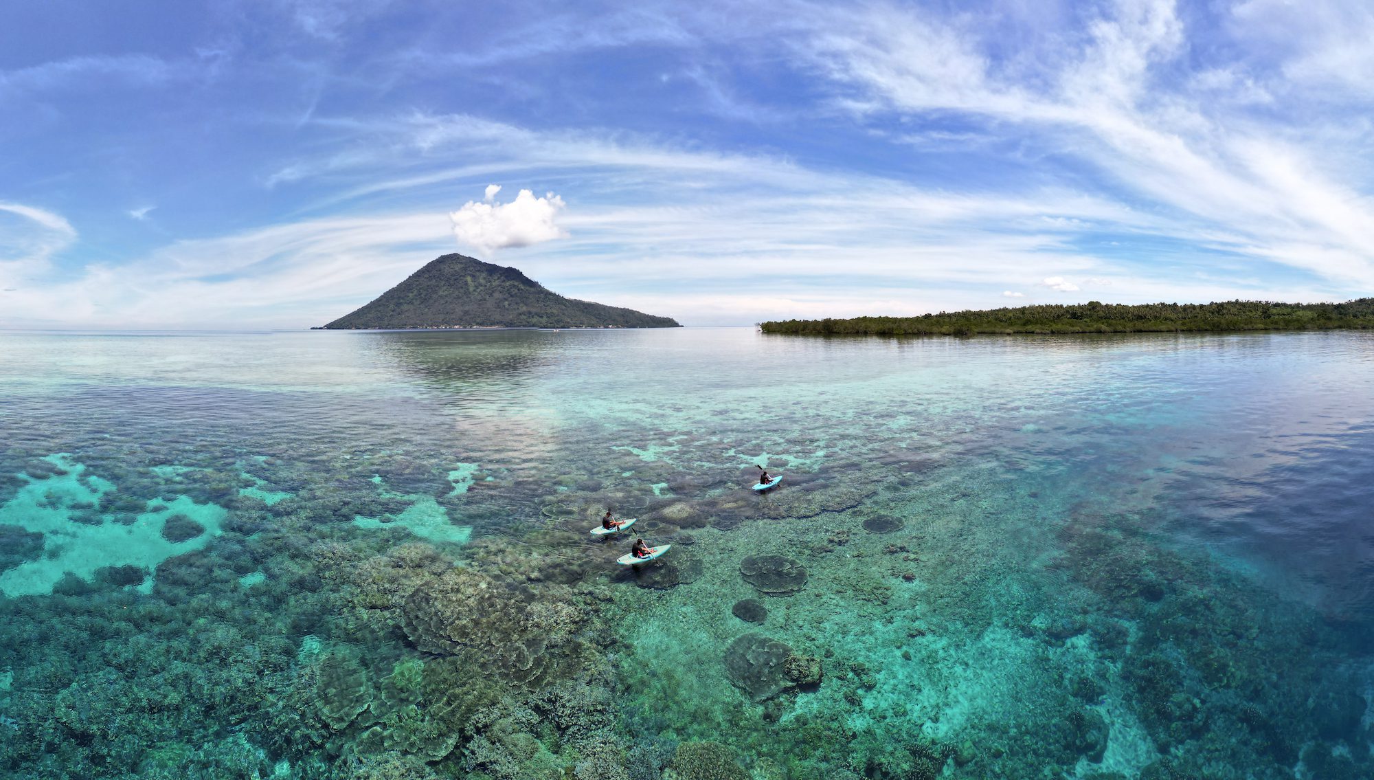 Sea kayaking Bunaken